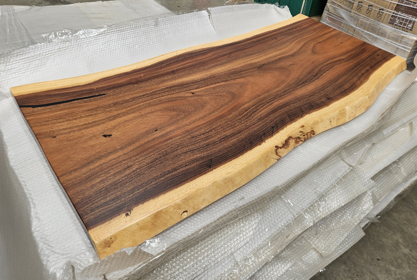Table number 41 (180x82cm)