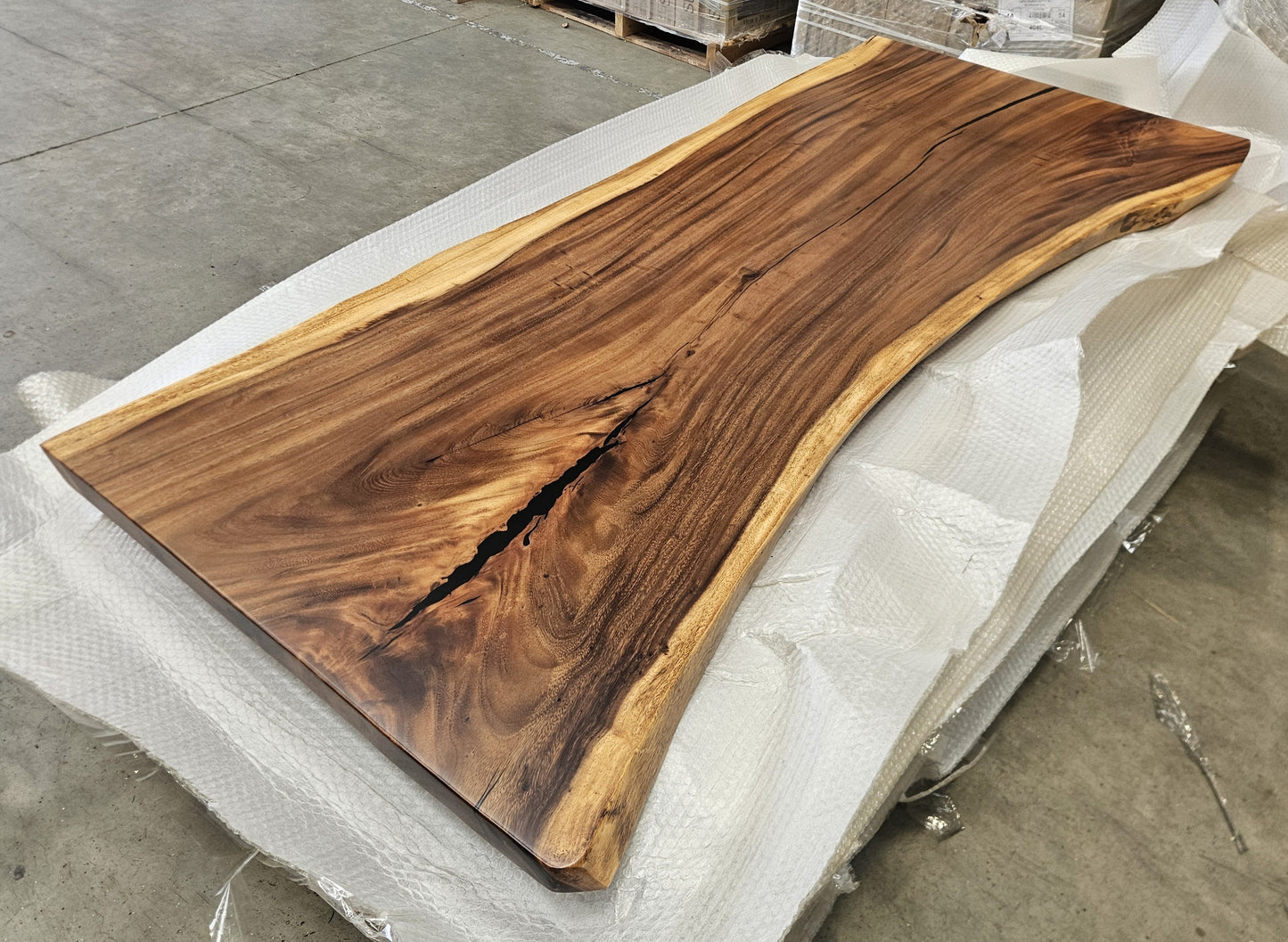Table number 42 (208x86cm)