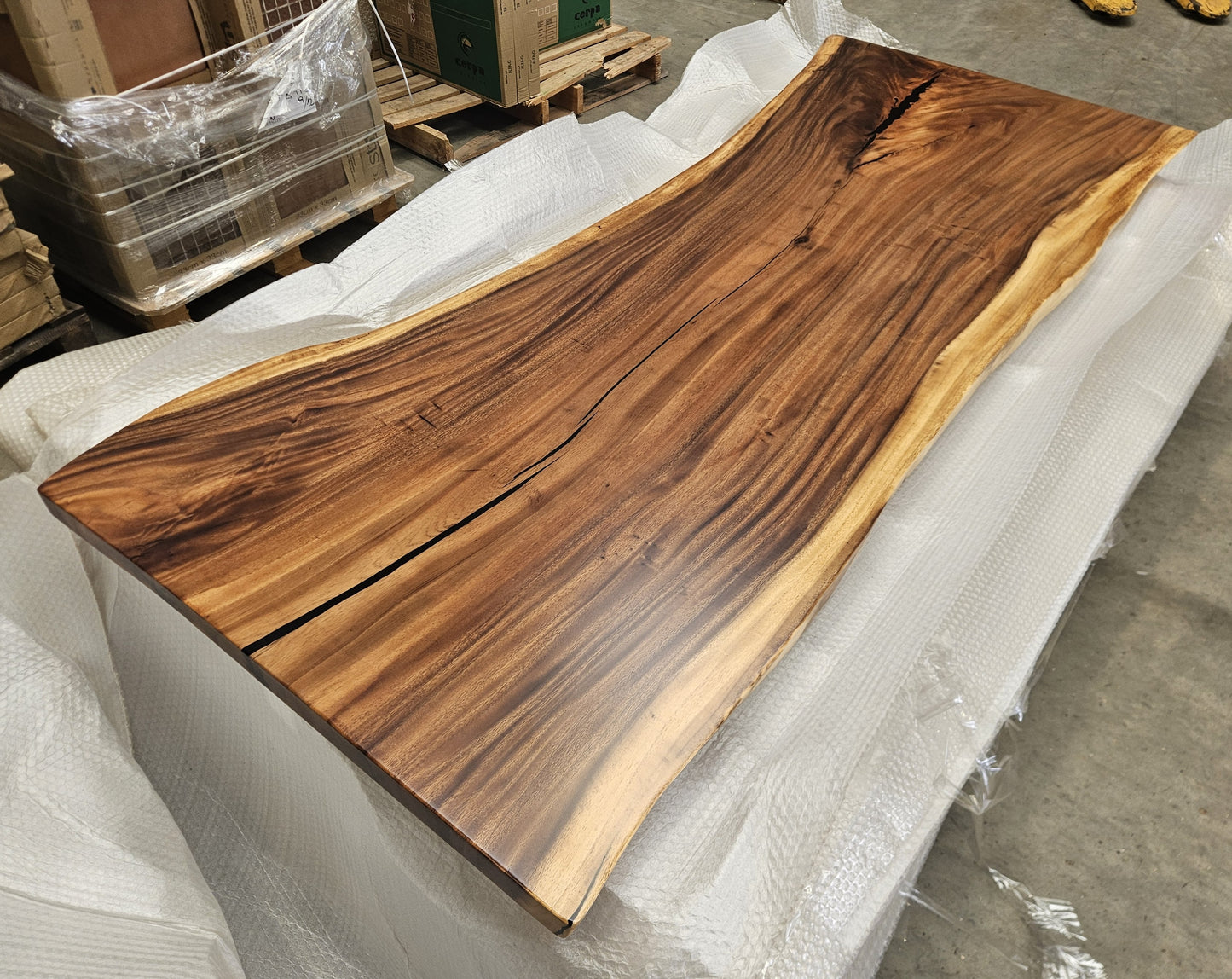Table number 42 (208x86cm)