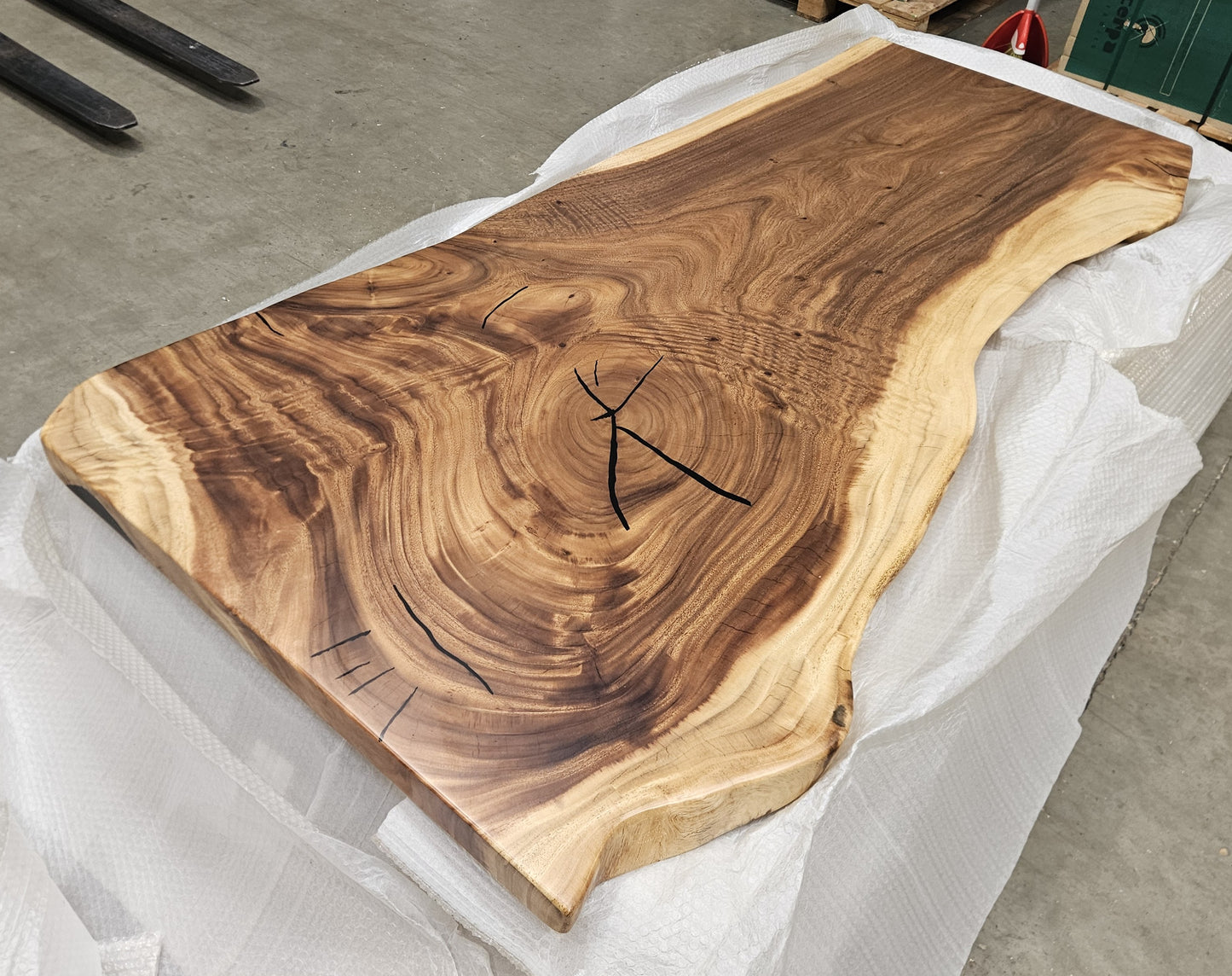 Table number 43 (210x95cm)
