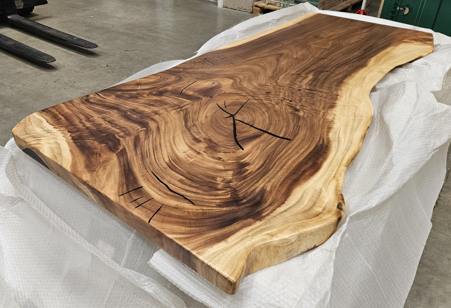 Table number 43 (210x95cm)