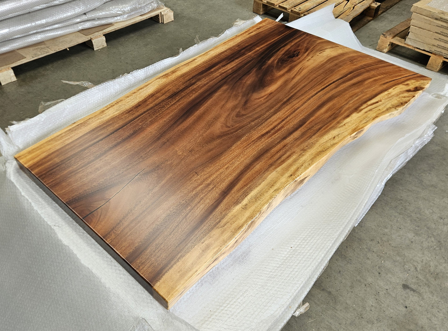 Table number 46 (161x90cm)