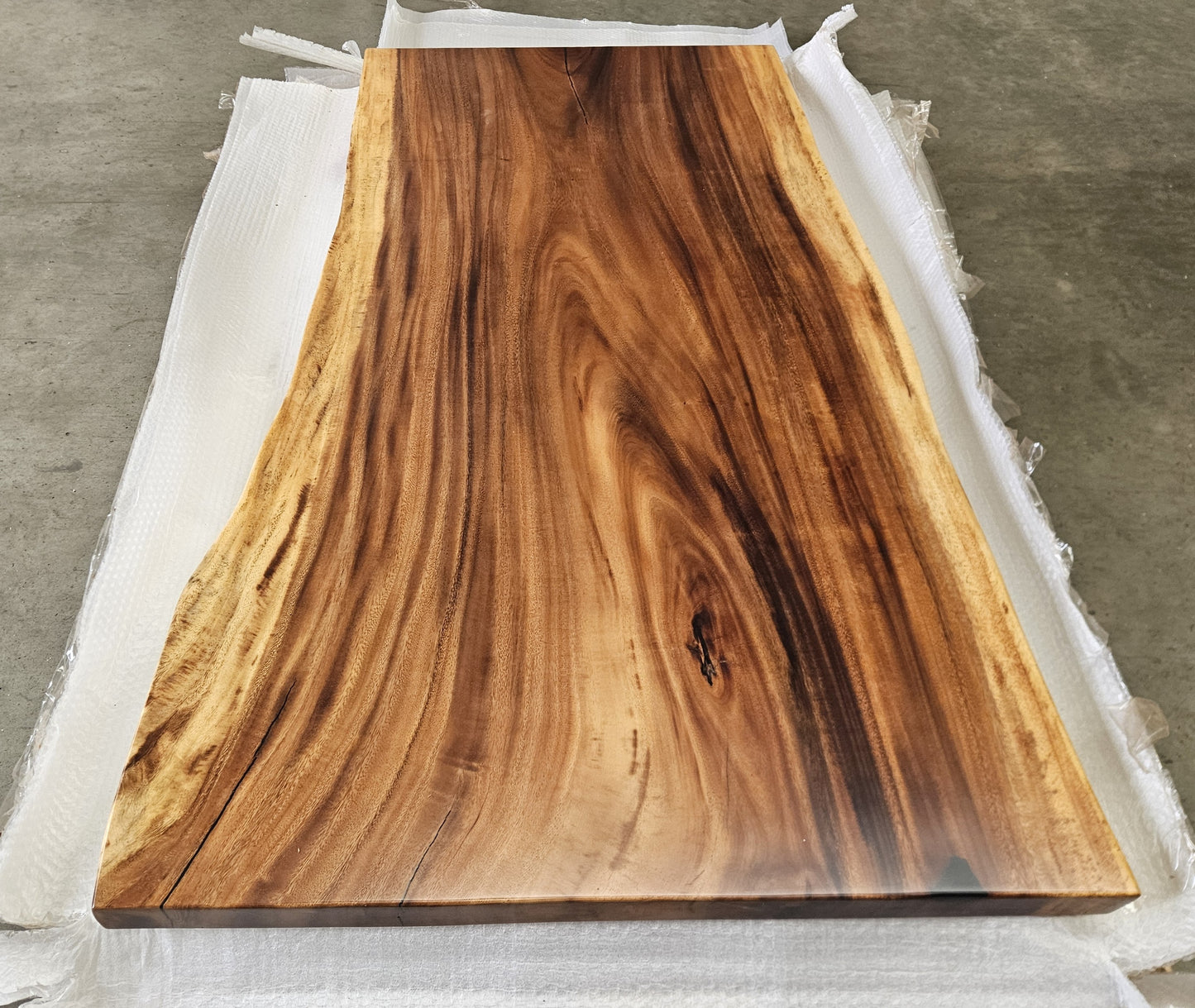 Table number 46 (161x90cm)