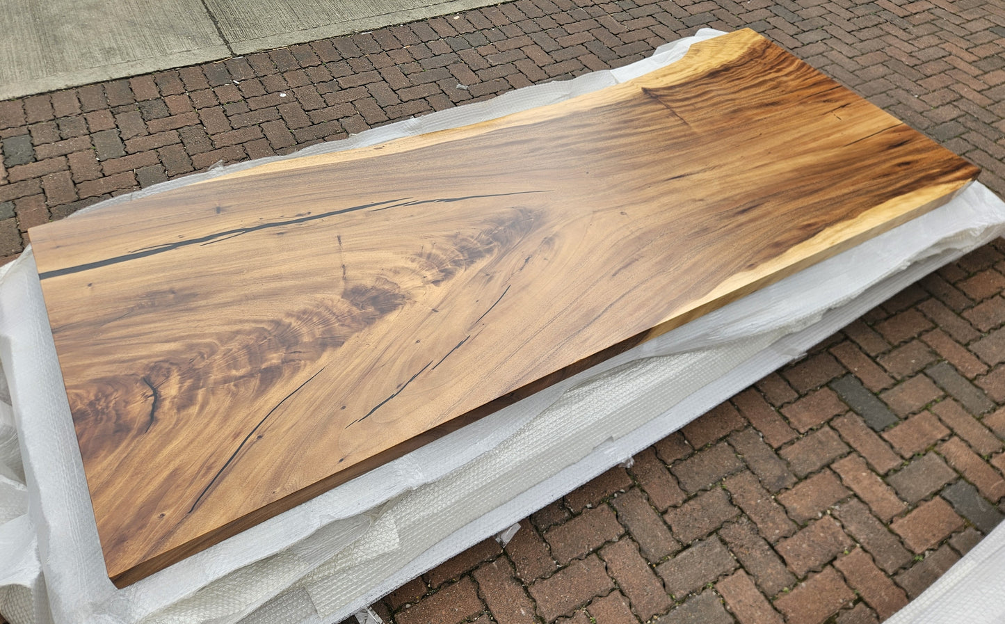 Table number 49 (250x103cm)