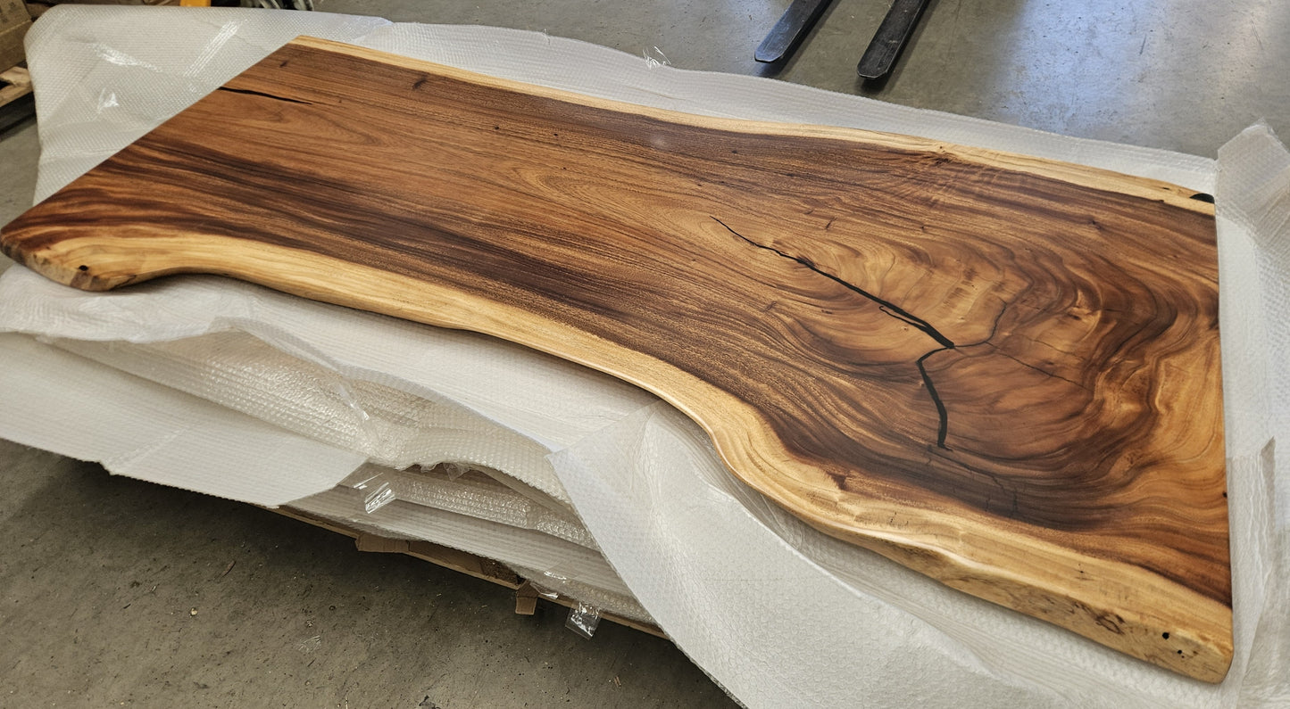 Table number 4 (217x95cm)