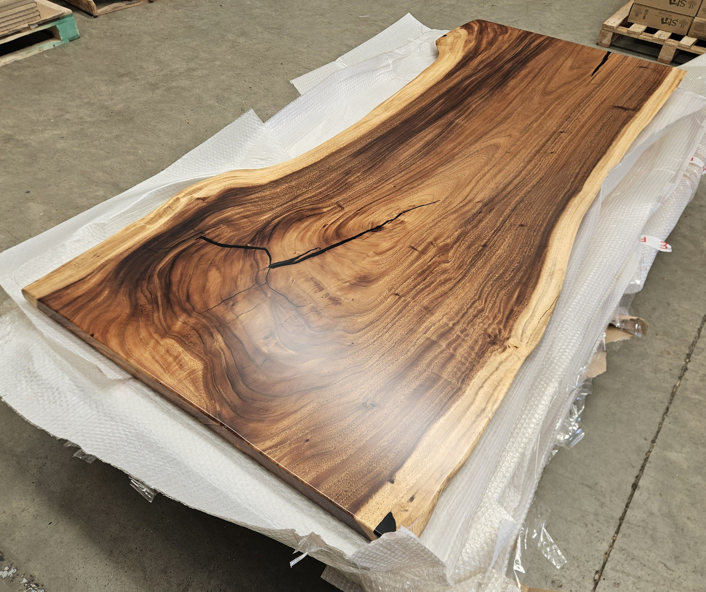Table number 4 (217x95cm)