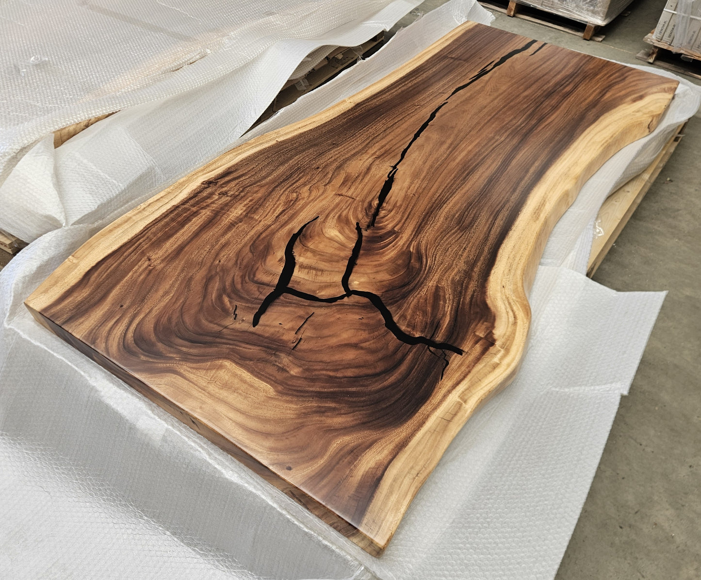 Table number 5 (218x92cm)