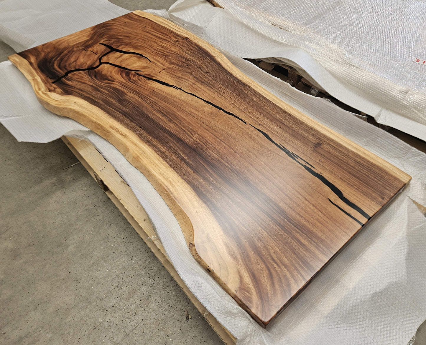 Table number 5 (218x92cm)