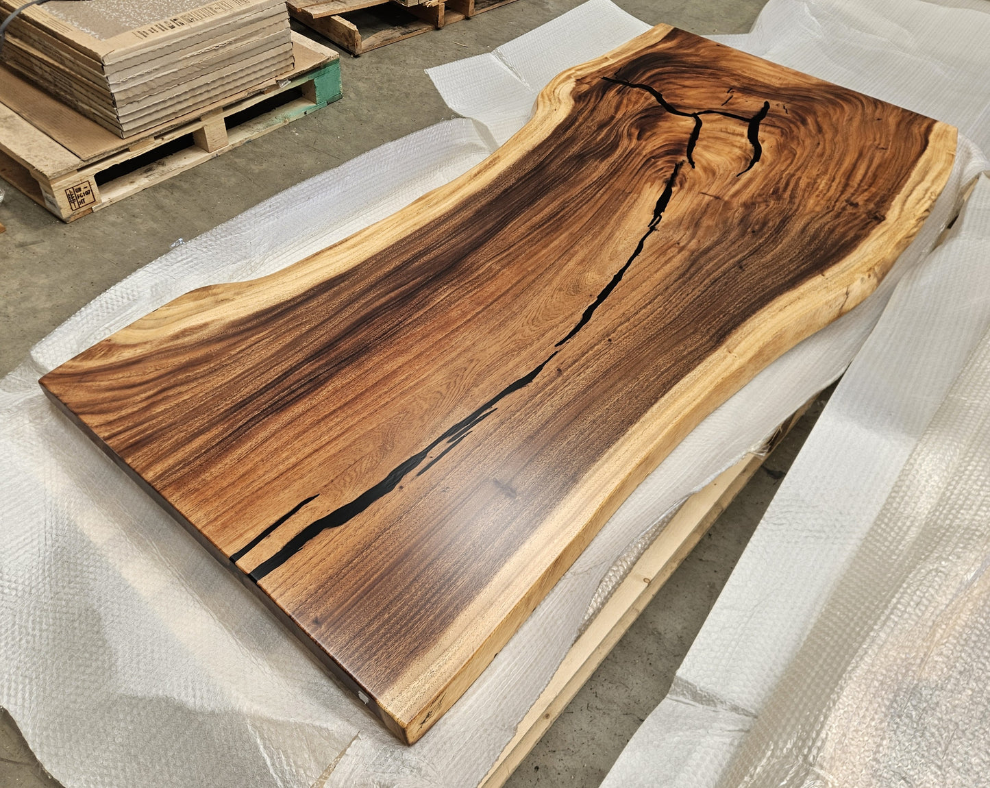 Table number 5 (218x92cm)
