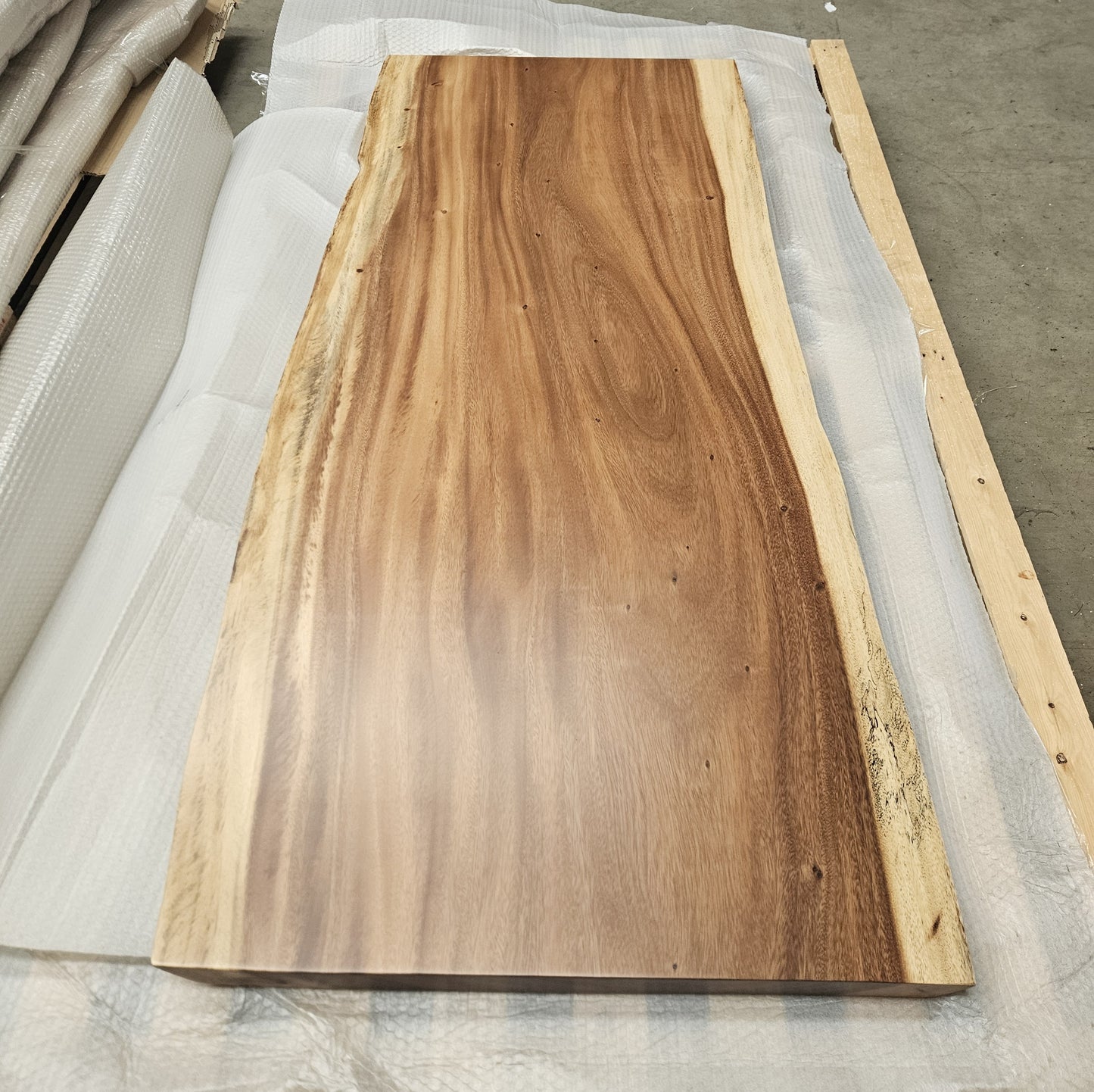 Table number 60 (180x80cm)