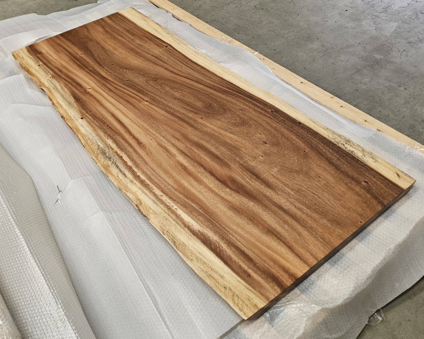 Table number 60 (180x80cm)