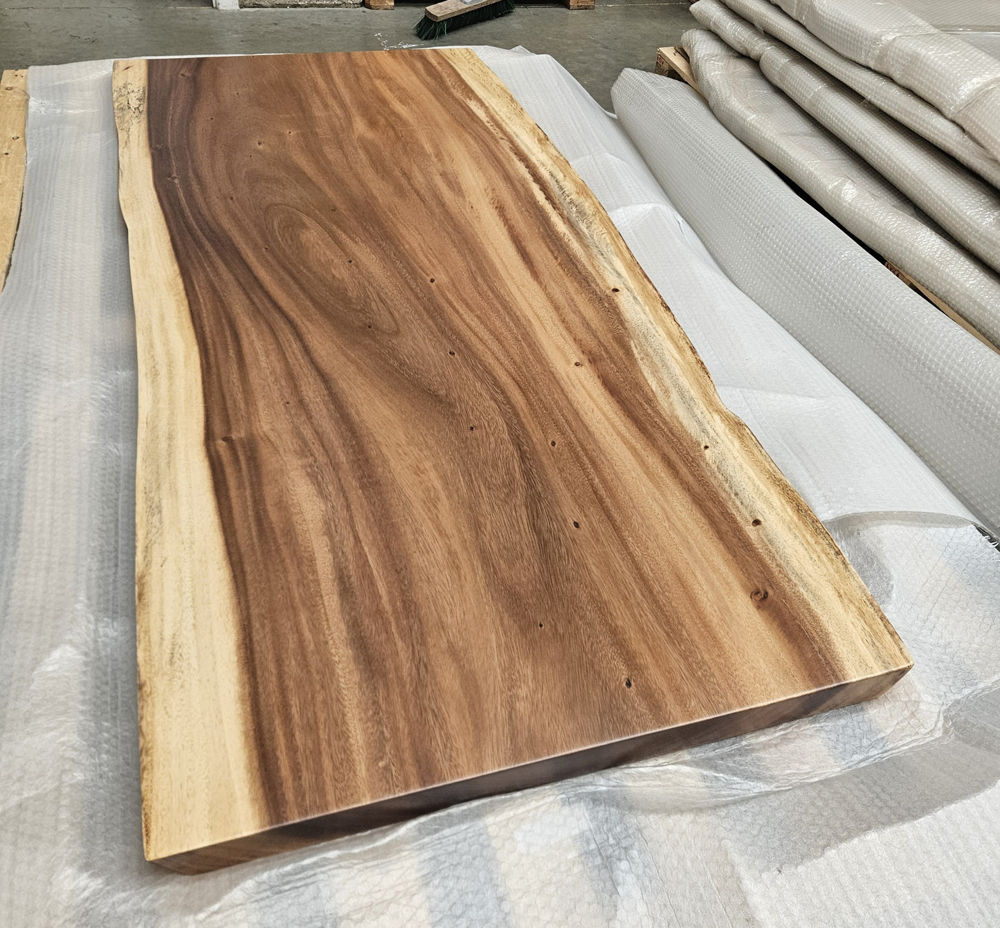 Table number 60 (180x80cm)