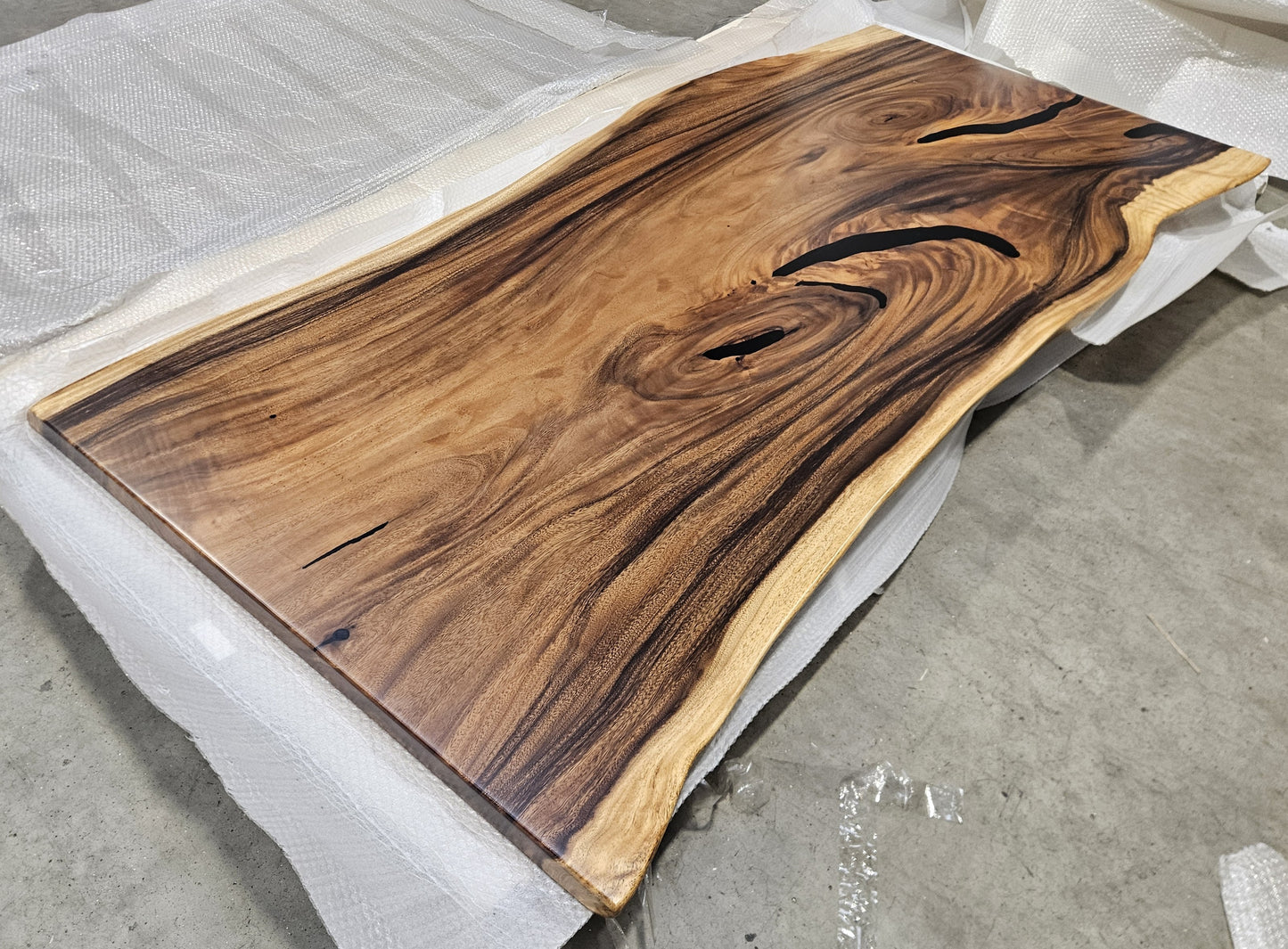 Table number 61 (218x107cm)