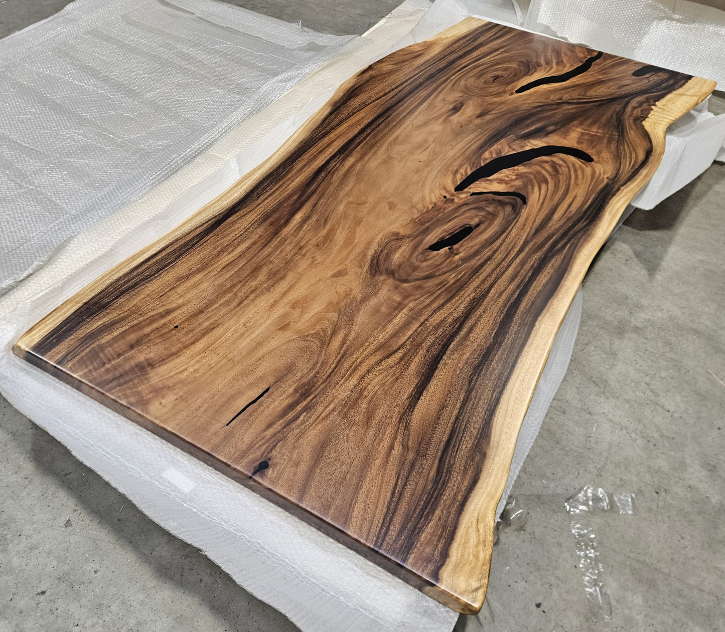 Table number 61 (218x107cm)