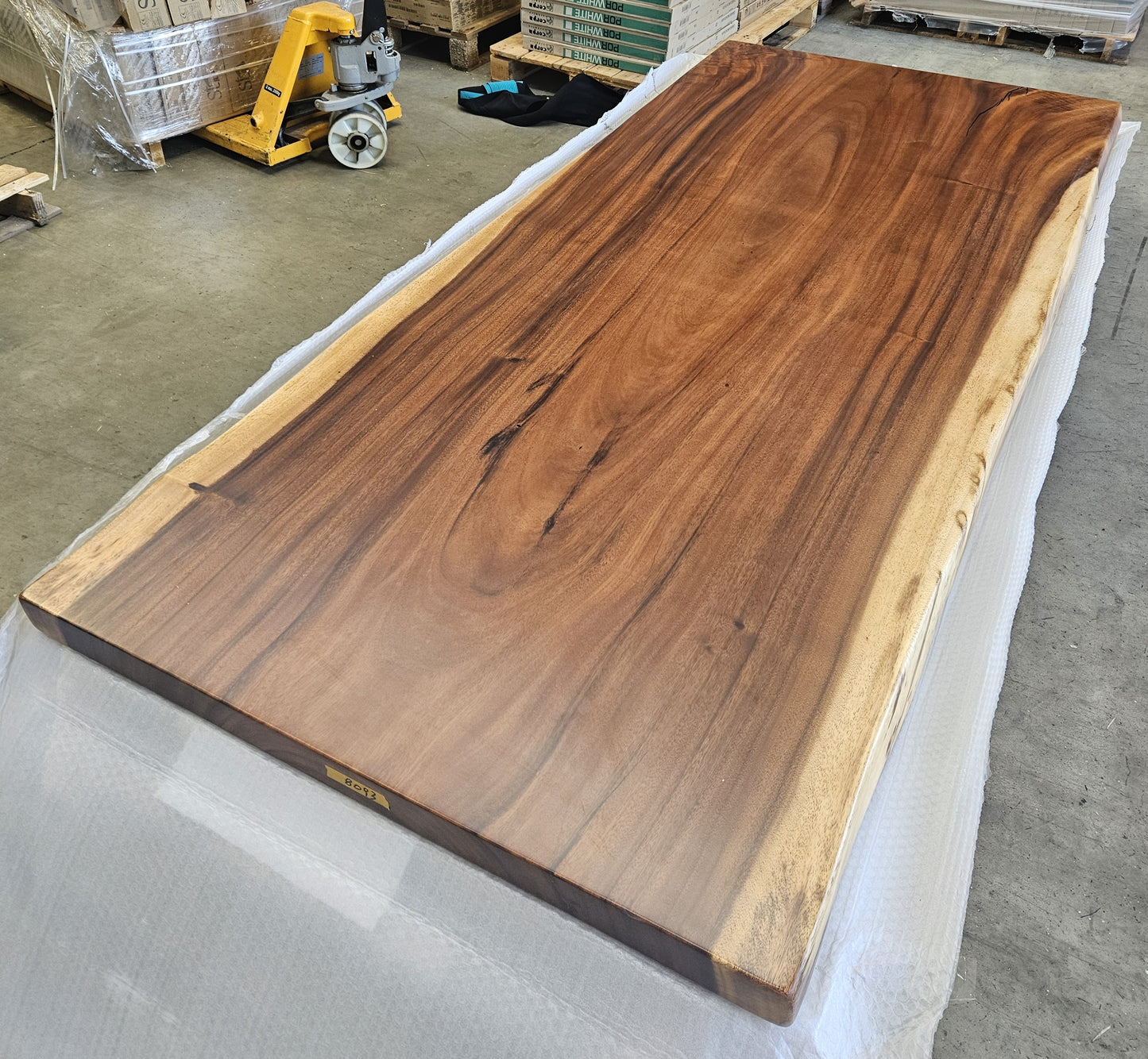 Table number 6 (235x100cm)