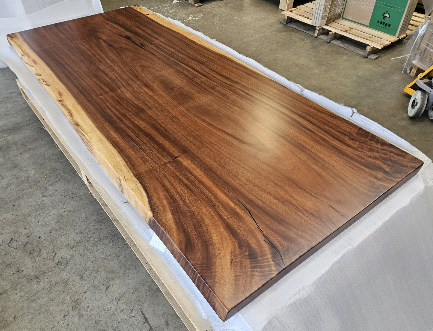 Table number 6 (235x100cm)