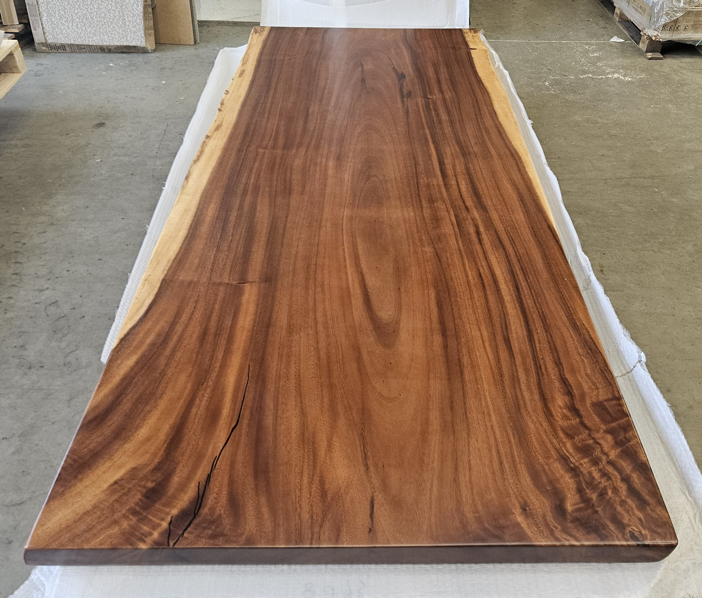 Table number 6 (235x100cm)