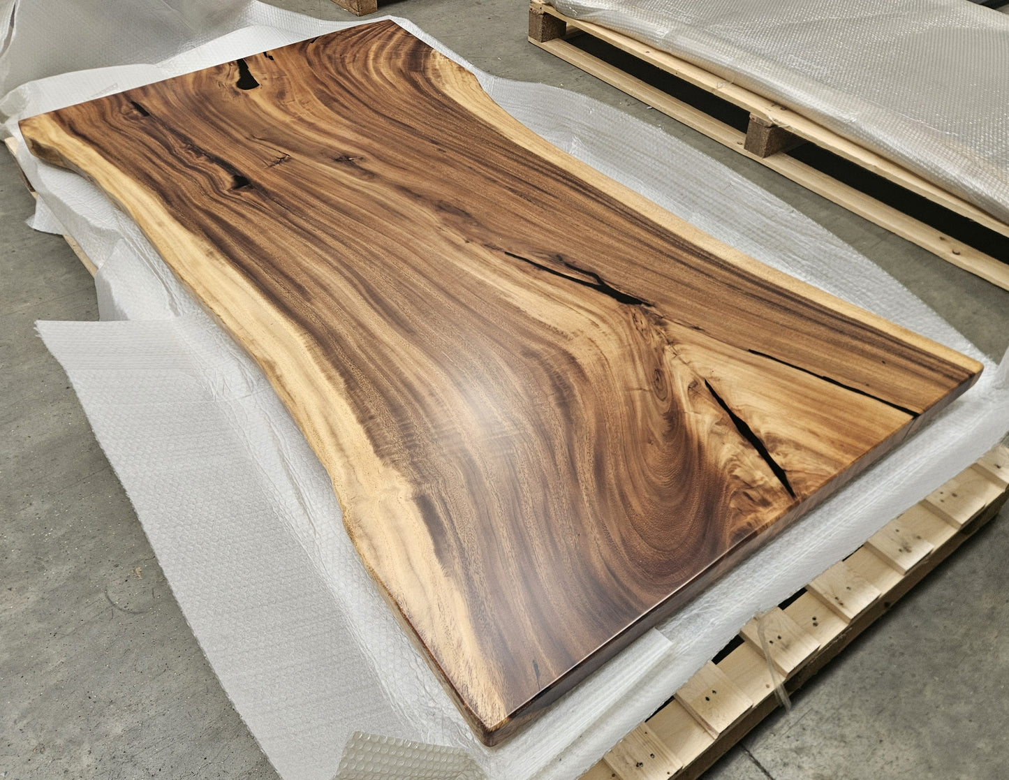 Table number 7 (198x106cm)