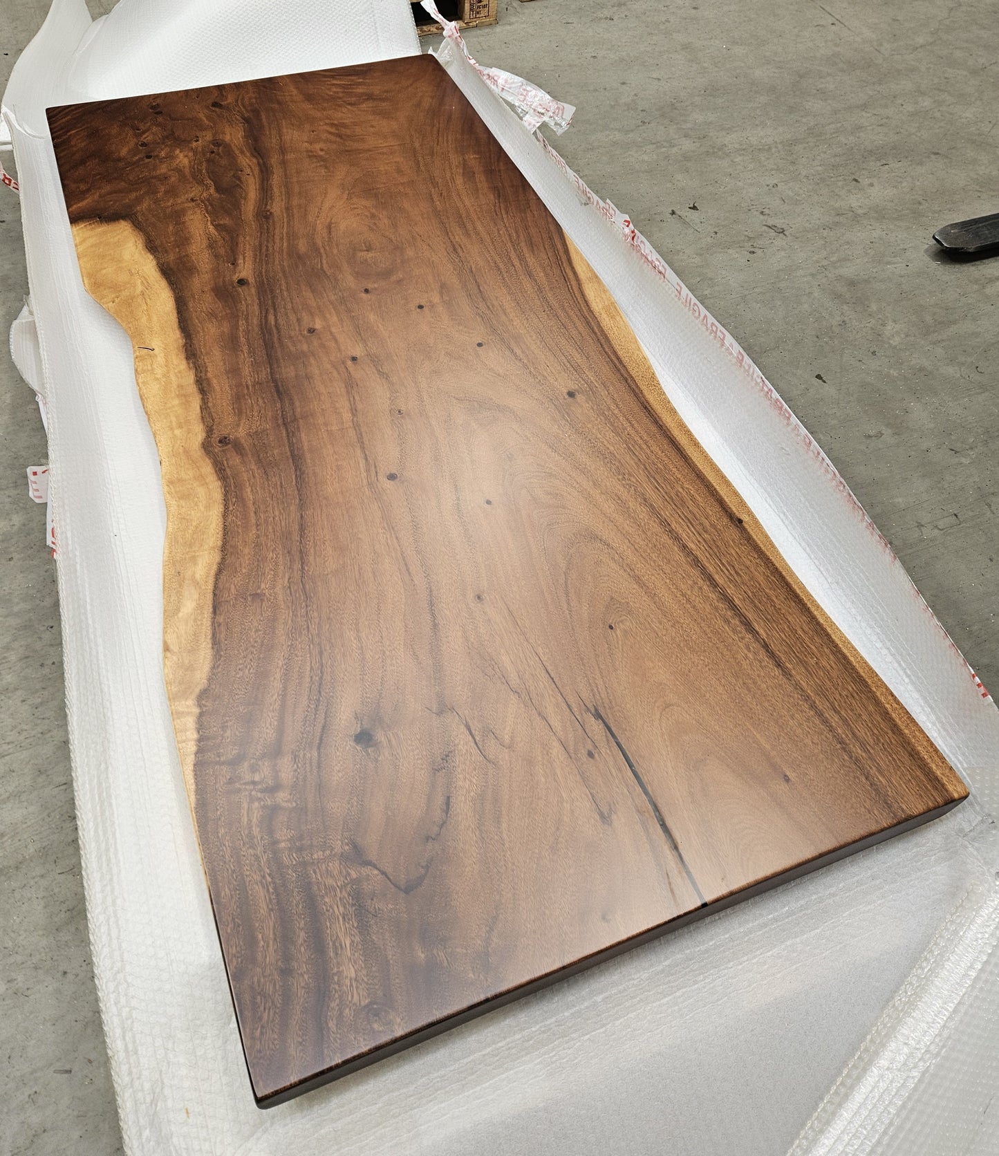 Table number 9 (207x90cm)