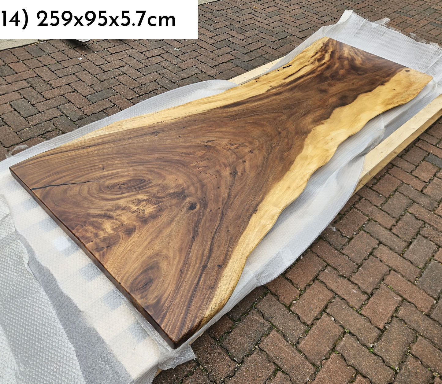 Table number 14 (259x95cm)