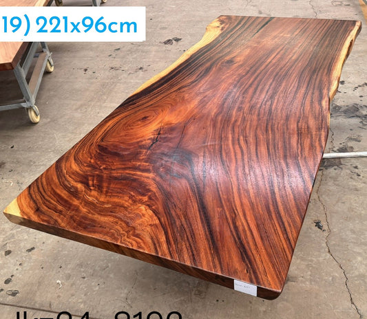 Table number 19 (221x96cm)