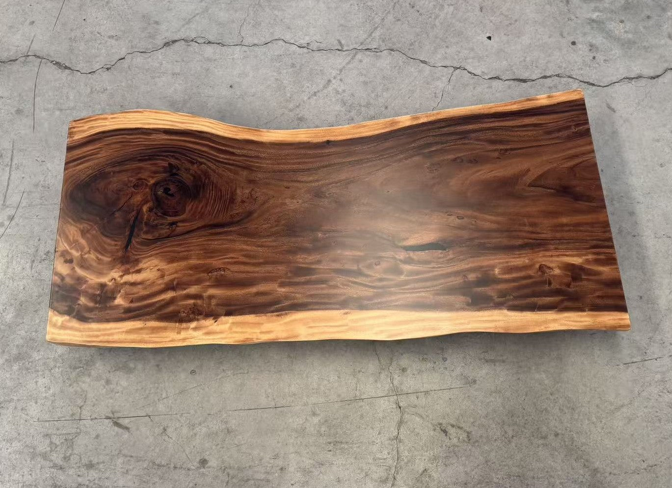 Table number 20 (201x95cm)