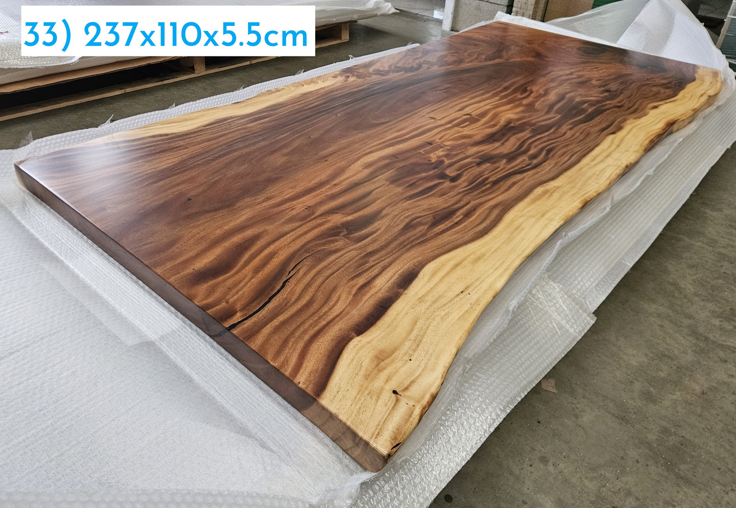 Table number 33 (237x106cm)