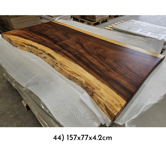 Table number 44 (157x77cm)