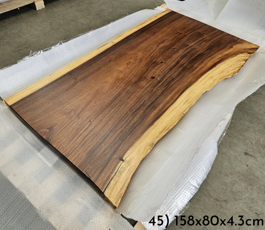 Table number 45 (158x80cm)