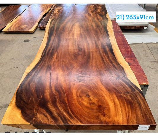 Table number 21 (265x91cm)