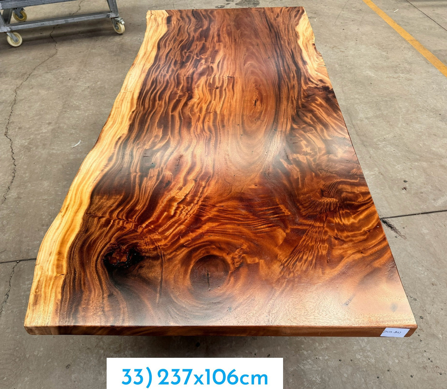 Table number 33 (237x106cm)