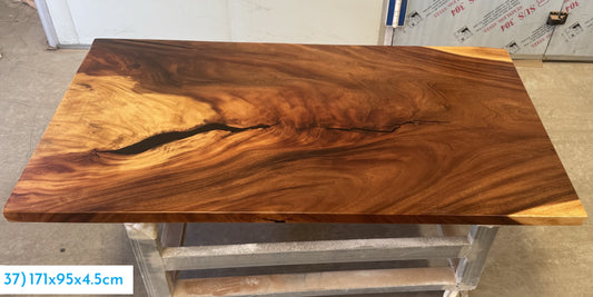 Table number 37 (171x95cm)