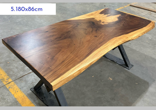 Table number 5 (180x86cm)