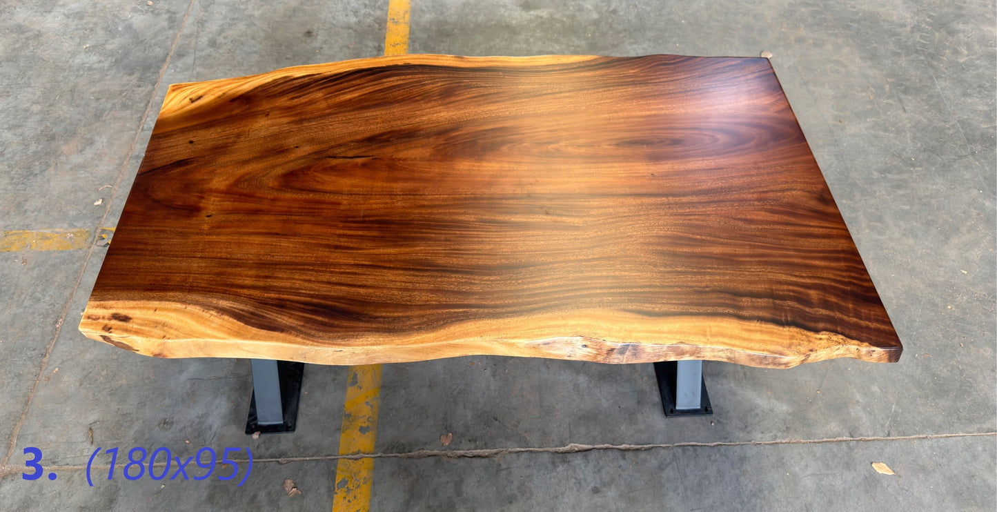 Table number 3 (180x90cm)