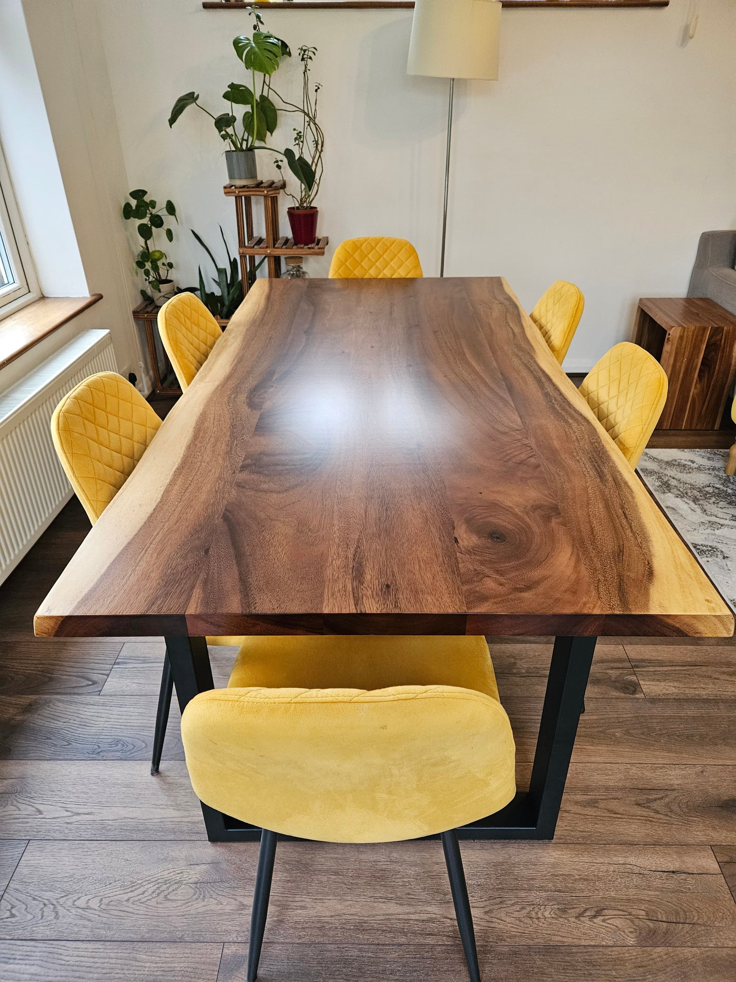 Plank Walnut Table 180x90cm