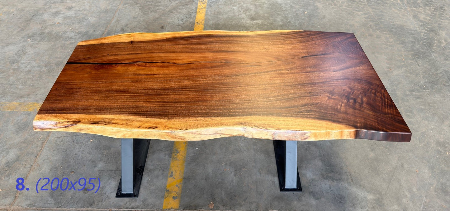 Table number 8 (200x90cm)
